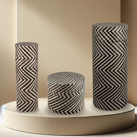 Pandanus Chevron Scattering Tube Urn