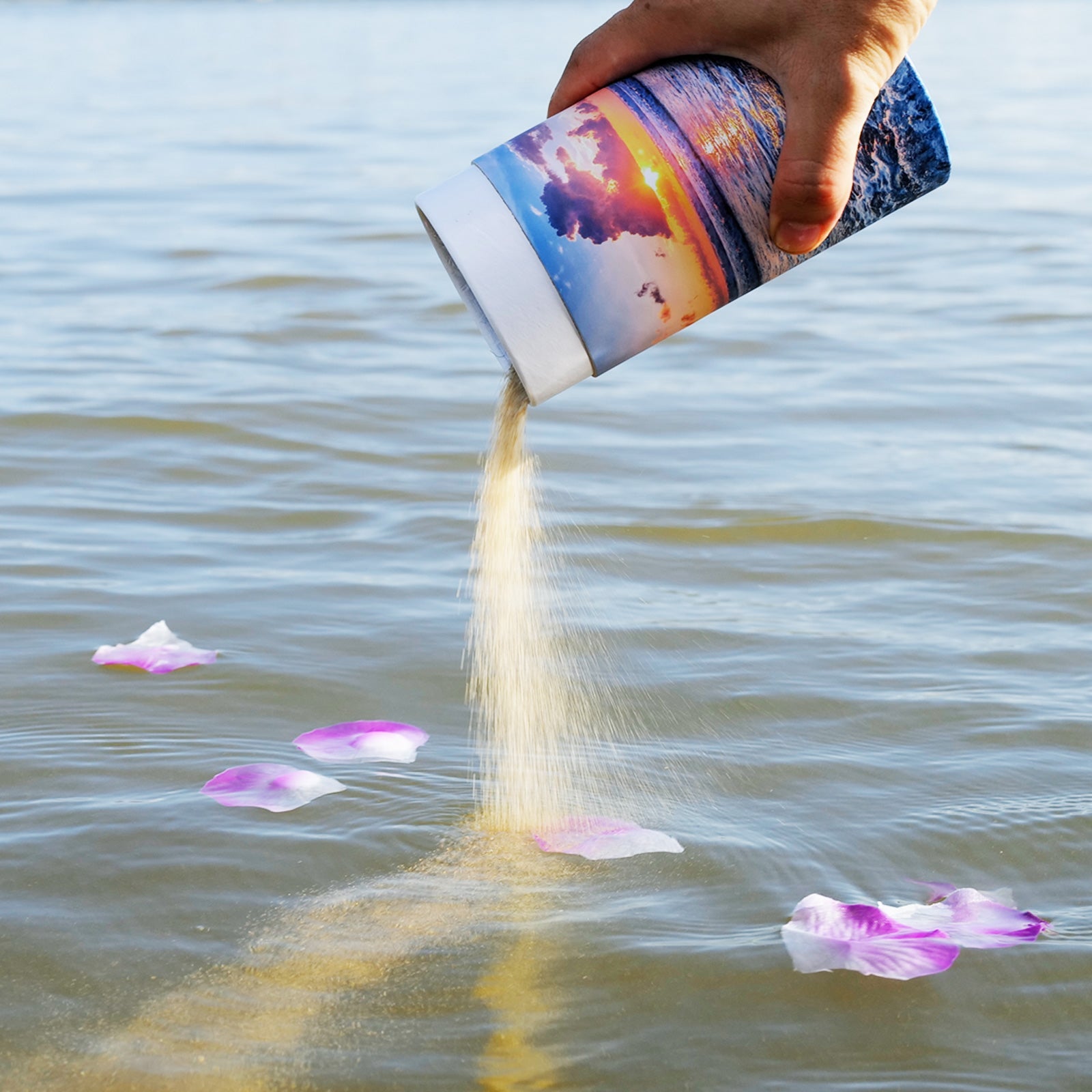 Scattering Tube Urns