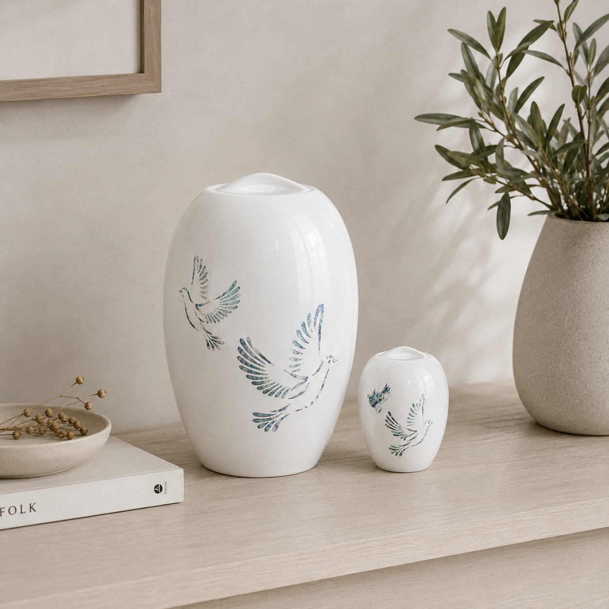 Dove Shell Series Urns