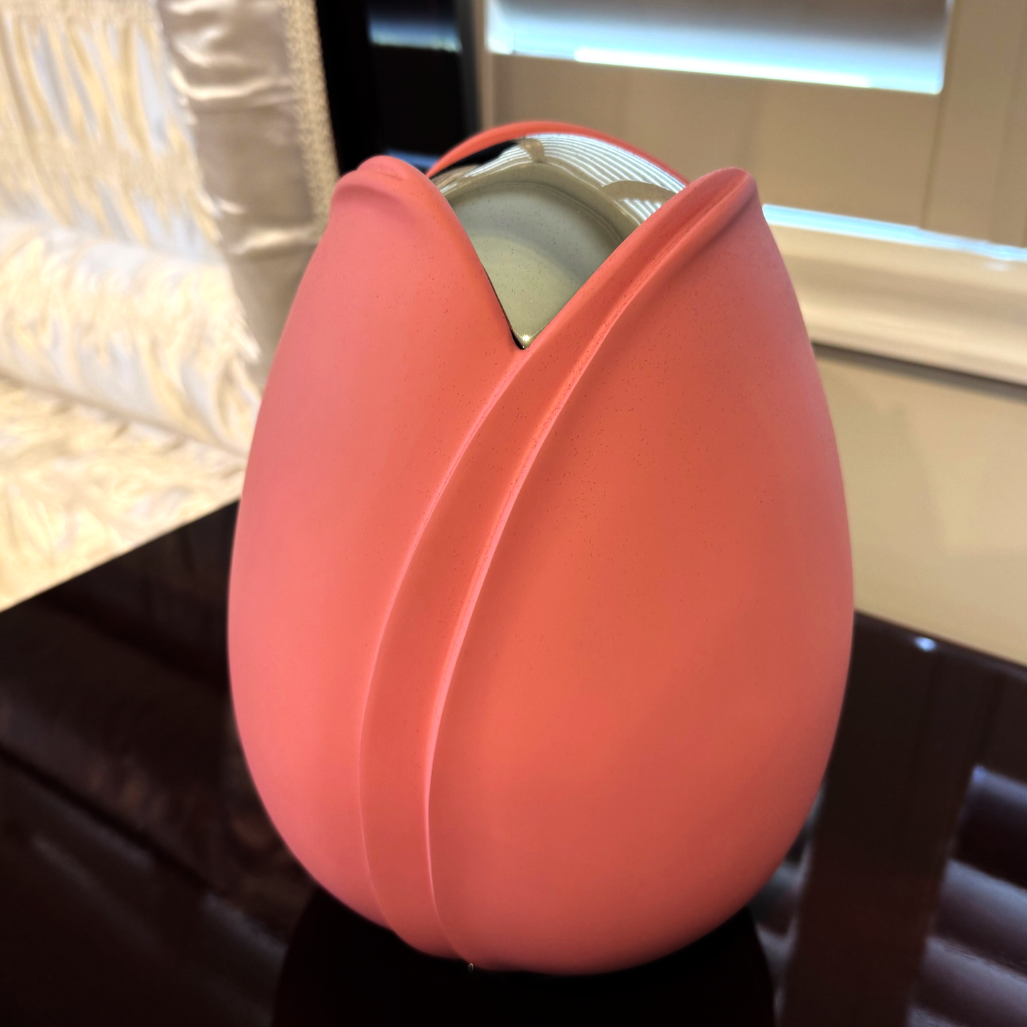 Tulip Urn - Pink